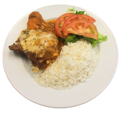 Bife de frango à Parmegiana com arroz branco