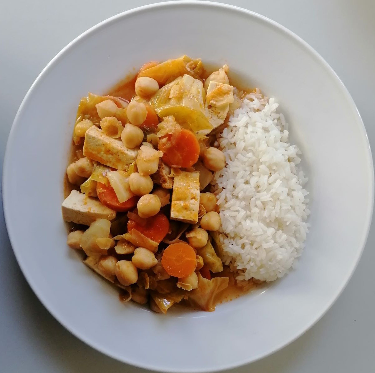 Tofu estufado com grão